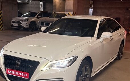 Toyota Crown, 2018 год, 3 200 000 рублей, 3 фотография