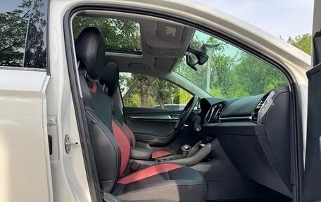 Skoda Karoq I, 2023 год, 2 370 000 рублей, 18 фотография