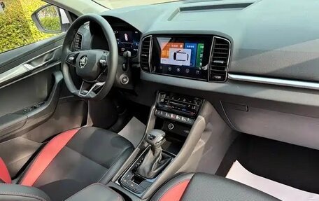 Skoda Karoq I, 2023 год, 2 370 000 рублей, 19 фотография