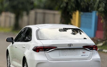 Toyota Corolla, 2023 год, 1 620 000 рублей, 4 фотография