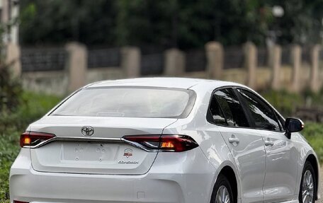 Toyota Corolla, 2023 год, 1 620 000 рублей, 5 фотография