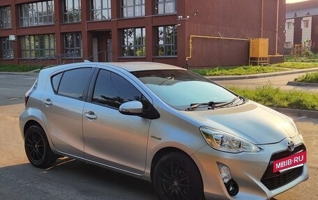 Toyota Aqua I, 2015 год, 920 000 рублей, 4 фотография