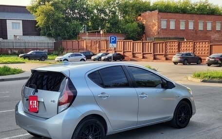 Toyota Aqua I, 2015 год, 920 000 рублей, 11 фотография