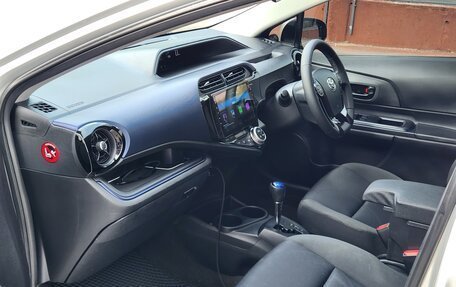 Toyota Aqua I, 2015 год, 920 000 рублей, 20 фотография