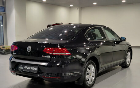 Volkswagen Passat B8 рестайлинг, 2016 год, 1 716 000 рублей, 9 фотография