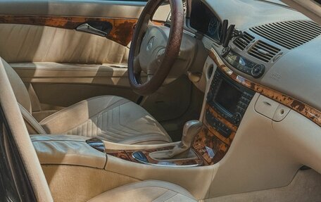 Mercedes-Benz E-Класс, 2004 год, 1 150 000 рублей, 6 фотография