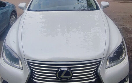 Lexus LS IV, 2014 год, 3 150 000 рублей, 2 фотография