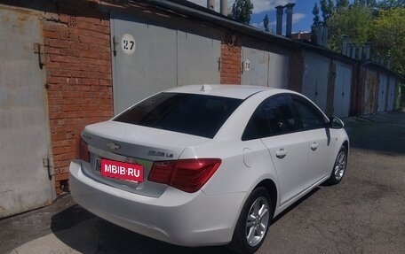 Chevrolet Cruze II, 2012 год, 780 000 рублей, 3 фотография