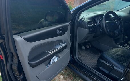 Ford Focus II рестайлинг, 2010 год, 425 000 рублей, 4 фотография