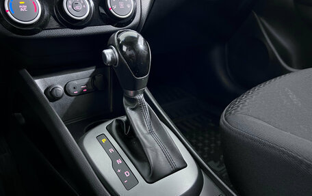 KIA Rio III рестайлинг, 2015 год, 1 049 000 рублей, 15 фотография