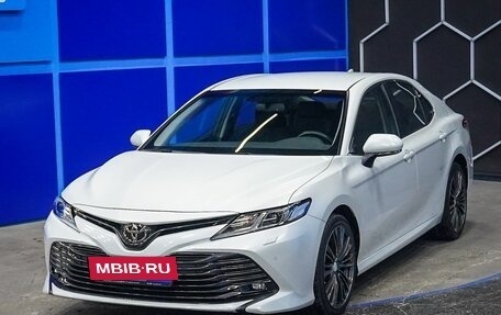 Toyota Camry, 2020 год, 4 050 000 рублей, 2 фотография