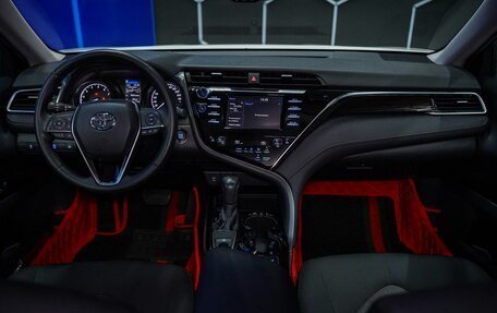 Toyota Camry, 2020 год, 4 050 000 рублей, 12 фотография