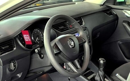 Skoda Octavia, 2017 год, 1 650 000 рублей, 12 фотография