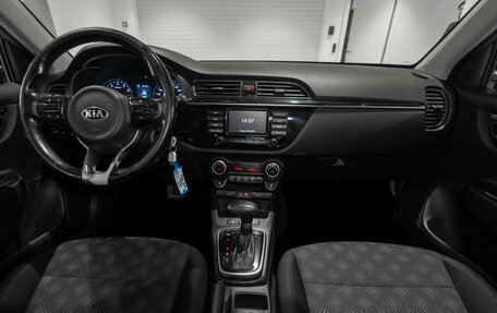 KIA Rio IV, 2017 год, 975 000 рублей, 8 фотография