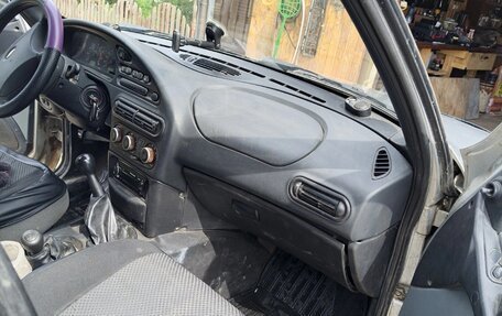 Chevrolet Niva I рестайлинг, 2002 год, 300 000 рублей, 5 фотография