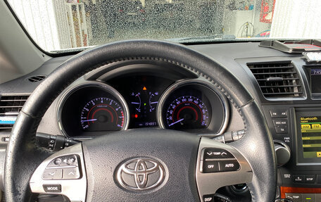 Toyota Highlander III, 2013 год, 2 560 000 рублей, 13 фотография