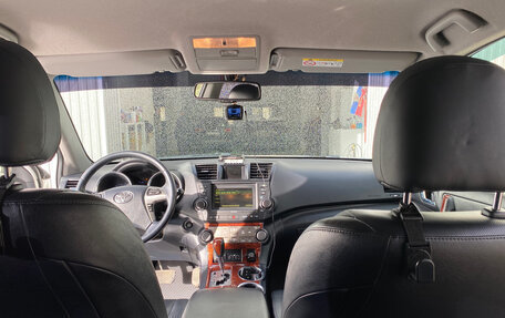 Toyota Highlander III, 2013 год, 2 560 000 рублей, 12 фотография