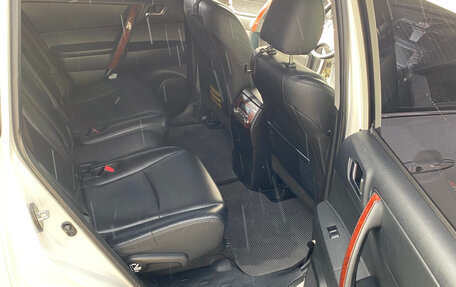 Toyota Highlander III, 2013 год, 2 560 000 рублей, 20 фотография