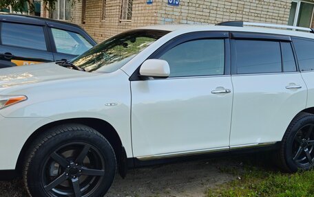 Toyota Highlander III, 2013 год, 2 560 000 рублей, 8 фотография
