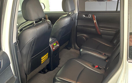 Toyota Highlander III, 2013 год, 2 560 000 рублей, 22 фотография