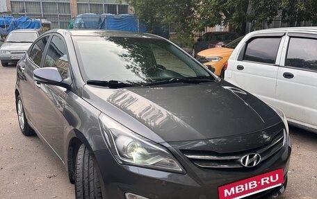 Hyundai Solaris II рестайлинг, 2016 год, 1 200 000 рублей, 2 фотография