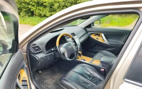 Toyota Camry, 2006 год, 650 000 рублей, 8 фотография