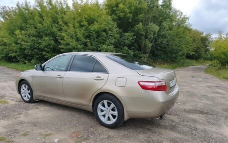 Toyota Camry, 2006 год, 650 000 рублей, 7 фотография