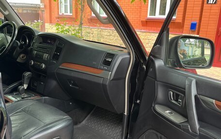 Mitsubishi Pajero IV, 2007 год, 1 200 000 рублей, 8 фотография