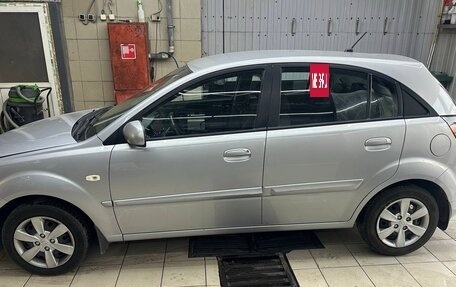 KIA Rio II, 2010 год, 760 000 рублей, 2 фотография
