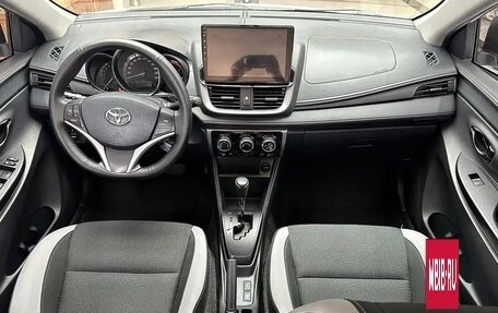 Toyota Yaris Cross, 2022 год, 1 567 007 рублей, 12 фотография