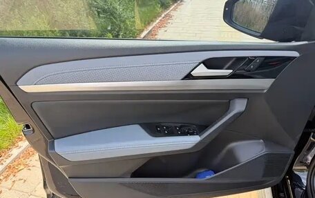 Volkswagen Lavida, 2023 год, 1 590 000 рублей, 15 фотография