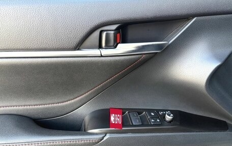 Toyota Camry, 2021 год, 3 520 000 рублей, 12 фотография
