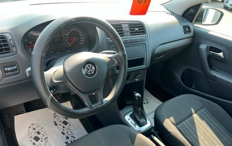 Volkswagen Polo VI (EU Market), 2018 год, 899 000 рублей, 11 фотография