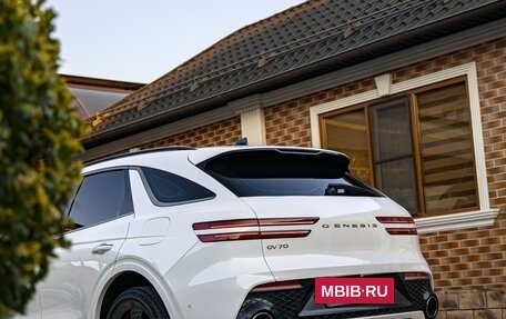 Genesis GV70, 2021 год, 4 750 000 рублей, 10 фотография