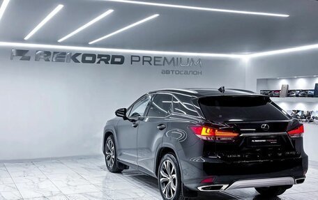 Lexus RX IV рестайлинг, 2020 год, 5 200 000 рублей, 29 фотография
