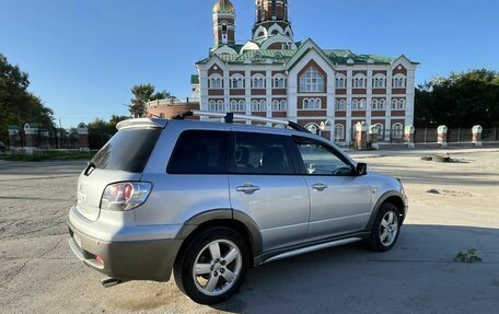 Mitsubishi Outlander III рестайлинг 3, 2005 год, 620 000 рублей, 4 фотография