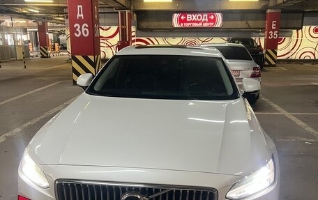 Volvo S90 II рестайлинг, 2021 год, 3 000 000 рублей, 3 фотография