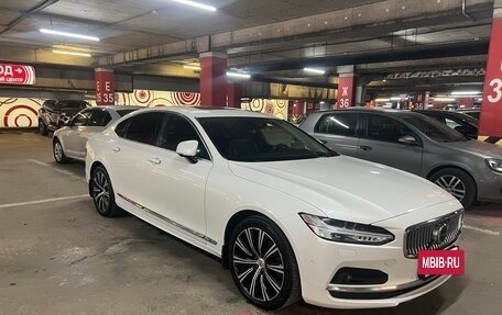 Volvo S90 II рестайлинг, 2021 год, 3 000 000 рублей, 5 фотография