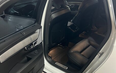 Volvo S90 II рестайлинг, 2021 год, 3 000 000 рублей, 29 фотография