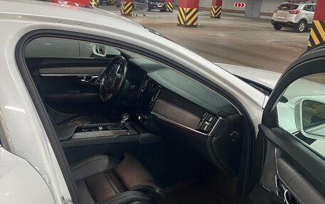 Volvo S90 II рестайлинг, 2021 год, 3 000 000 рублей, 23 фотография