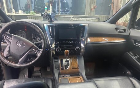 Toyota Alphard III, 2016 год, 4 200 000 рублей, 9 фотография