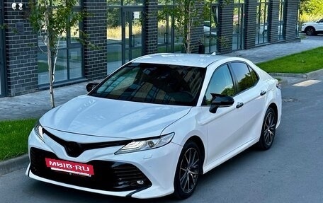 Toyota Camry, 2019 год, 2 049 000 рублей, 7 фотография
