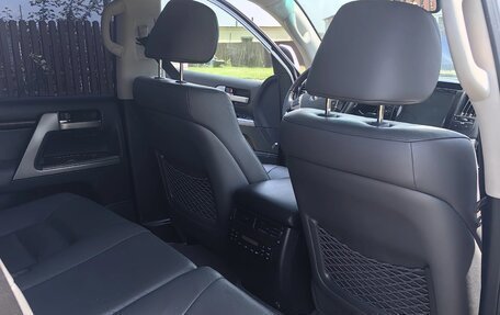 Toyota Land Cruiser 200, 2008 год, 3 300 000 рублей, 7 фотография