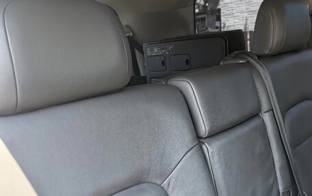 Toyota Land Cruiser 200, 2008 год, 3 300 000 рублей, 8 фотография