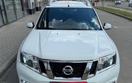 Nissan Terrano III, 2016 год, 1 170 000 рублей, 3 фотография