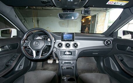 Mercedes-Benz GLA, 2015 год, 1 900 000 рублей, 6 фотография