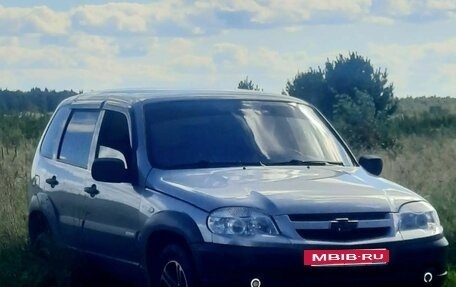 Chevrolet Niva I рестайлинг, 2012 год, 515 000 рублей, 2 фотография