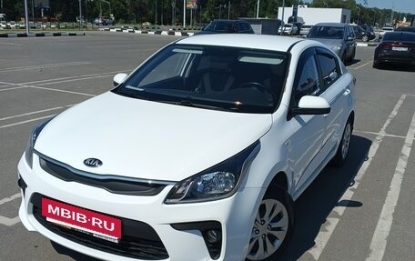 KIA Rio IV, 2017 год, 800 000 рублей, 2 фотография