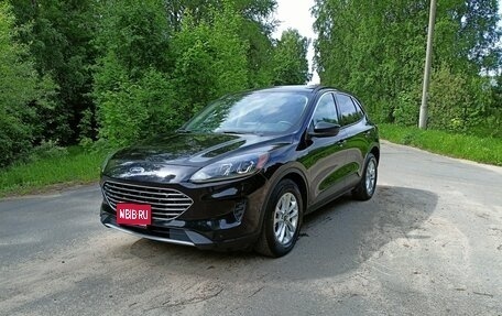 Ford Escape, 2020 год, 1 890 000 рублей, 1 фотография