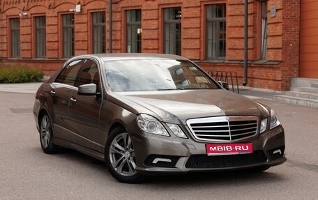 Mercedes-Benz E-Класс, 2009 год, 1 300 000 рублей, 1 фотография